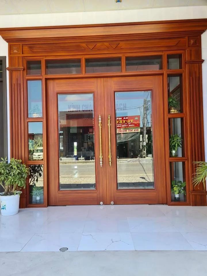 Nội, ngoại thất: Cửa thép vân gỗ tại Bình Định - Mẫu cửa thép đẹp Z5364429890879_bf6eb370aed47de5b1d0eadf272d1dcd
