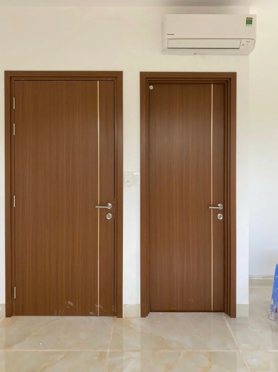 Mẫu cửa nhựa composite cho phòng ngủ tại Phú Nhuận