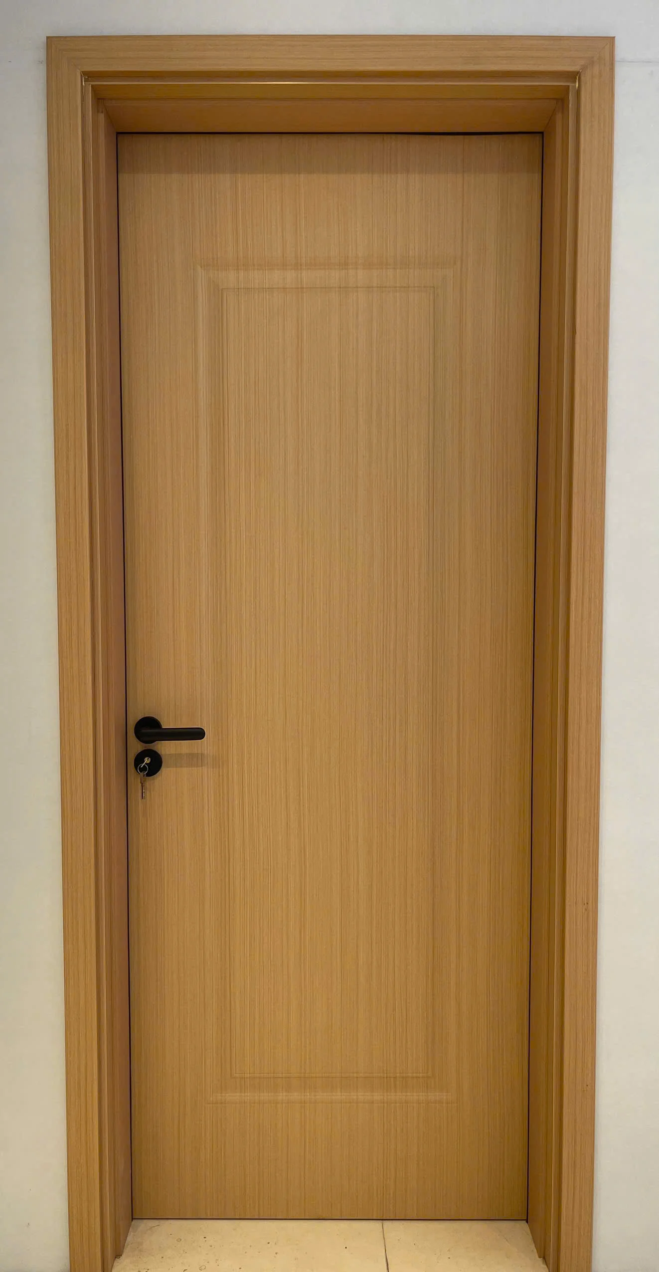Cửa gỗ Carbon tại TP Hồ Chí Minh
