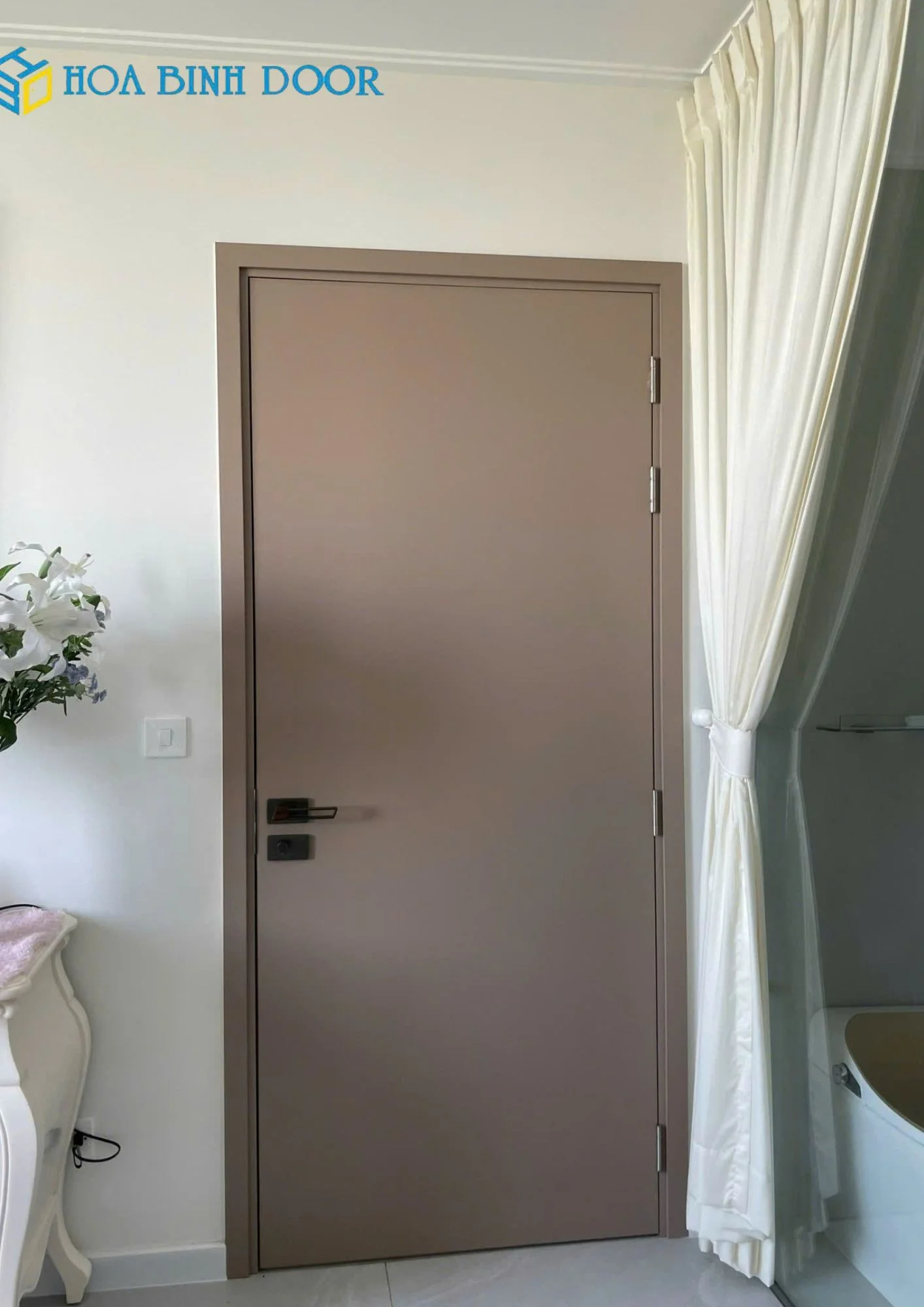 Mẫu cửa gỗ phòng ngủ MDF Melamine đẹp năm 2025