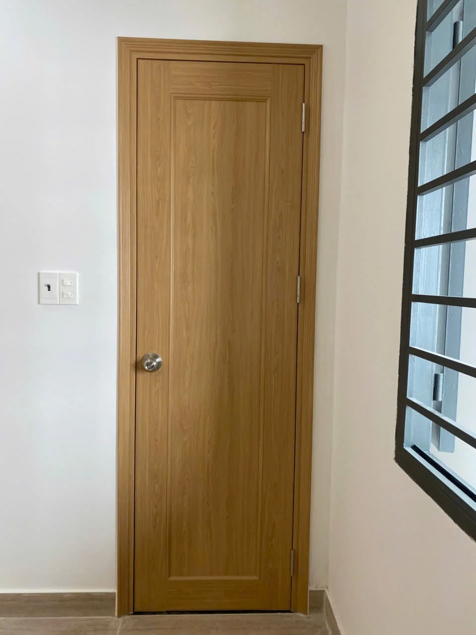 Mẫu cửa nhựa nhà vệ sinh giá rẻ tại quận 12 mới nhất