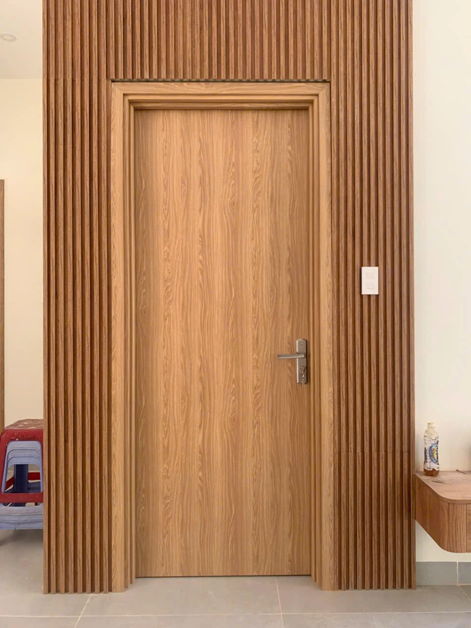 Giá cửa nhựa Composite tại phường Phú Nhuận