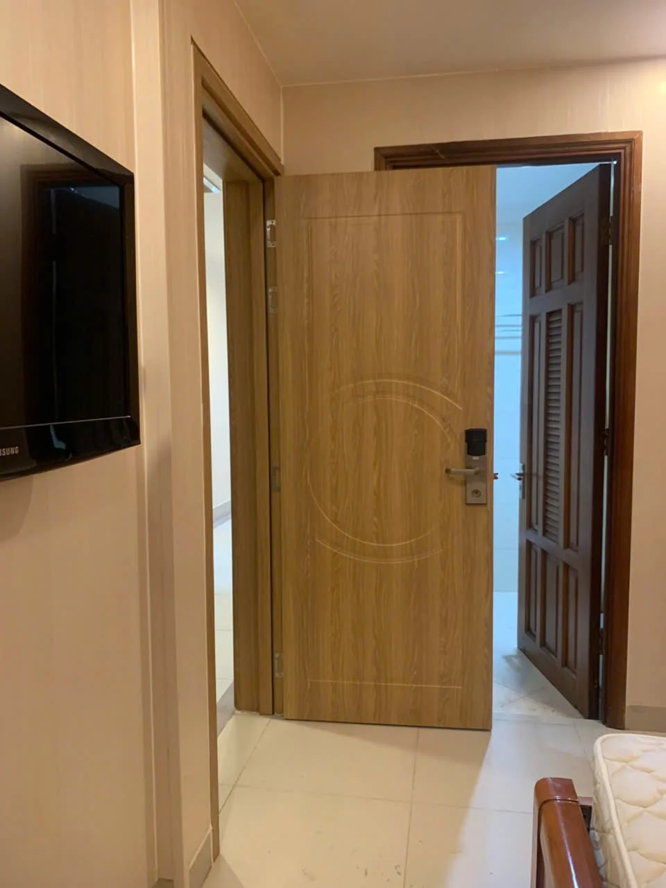 giá cửa nhựa Composite tại phường Bình Quới
